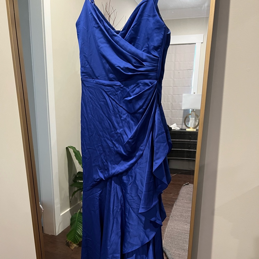 Formal dress. Prom dress. Evening gown. Long blue dress